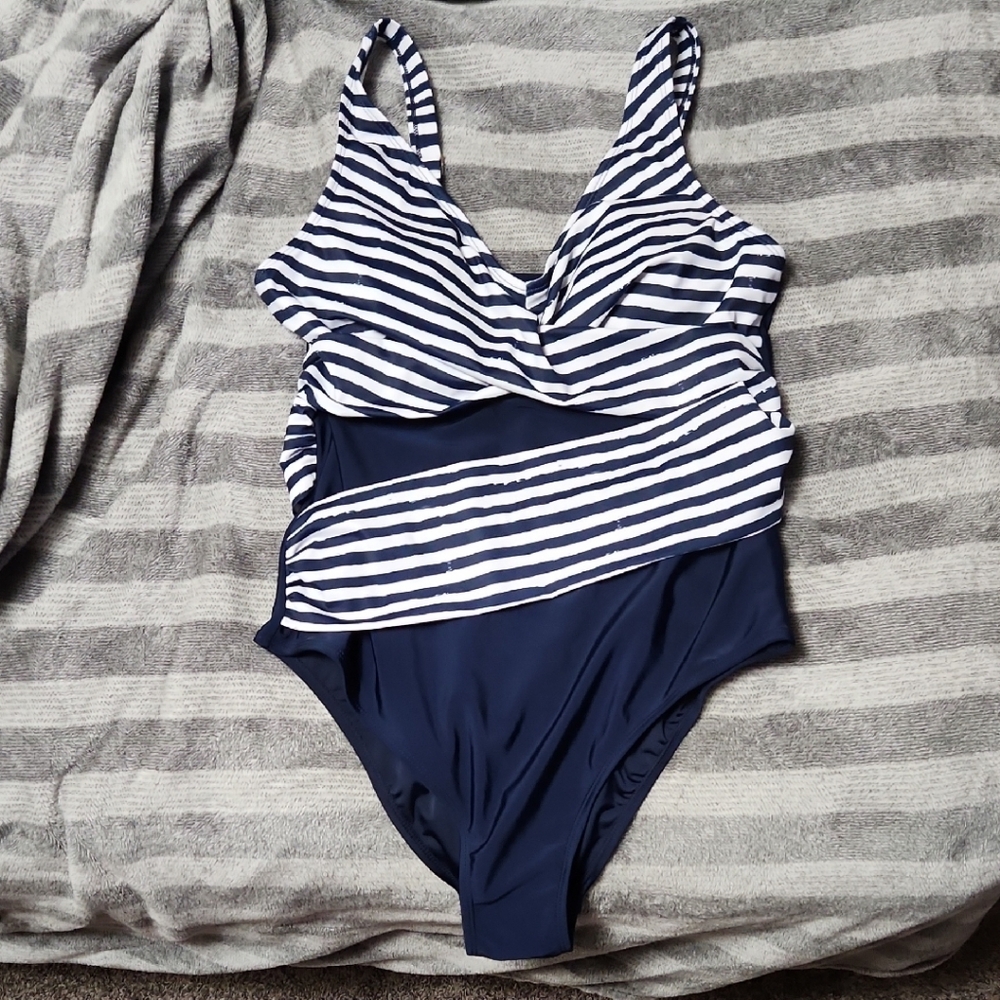 Womens Navy and White Striped Swimsuit Size Large